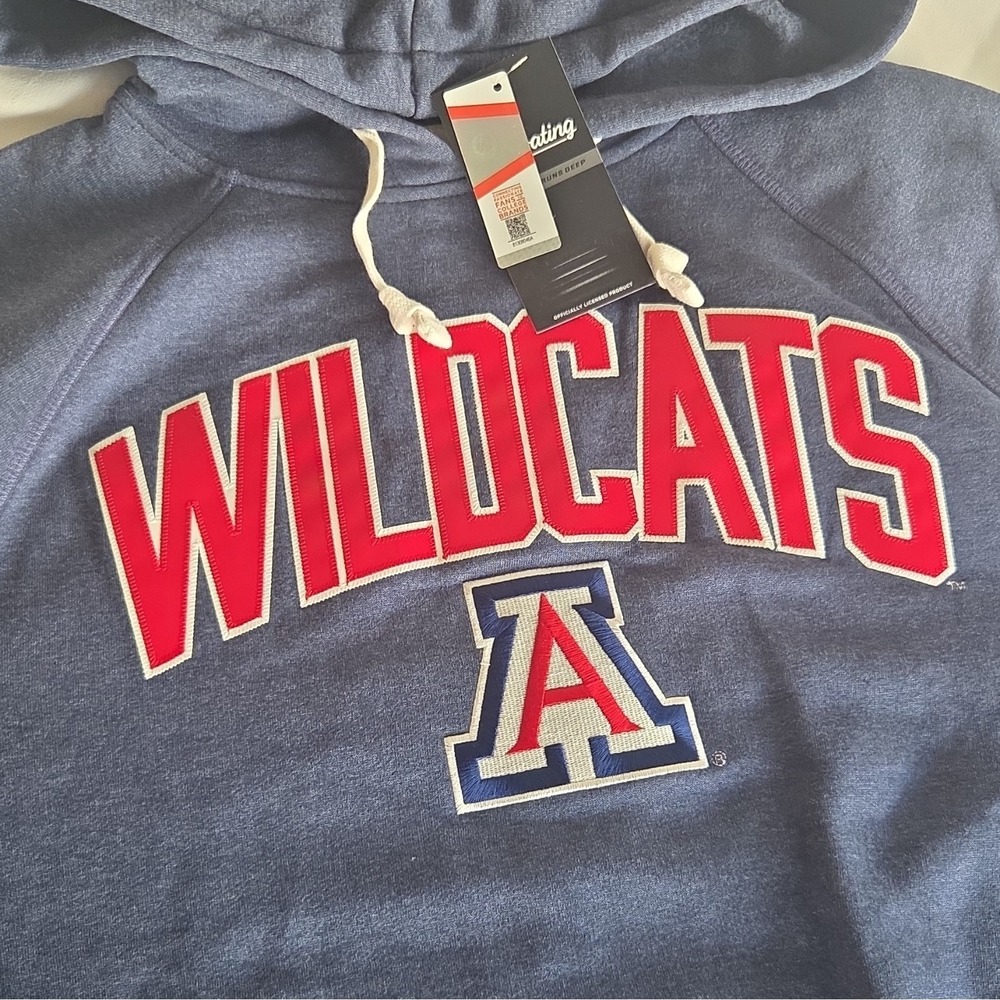 Colosseum Arizona Wildcats Pullover Hoodie Sweatshirt Blue Red White